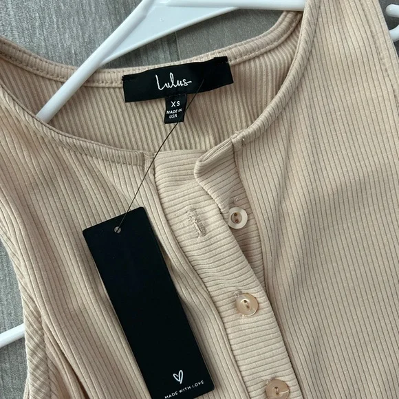 Lulu's Cream Sleeveless Mini Dress NWT - Picture 3 of 3